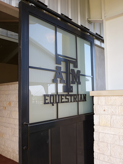 Texas A&M University - Thomas G. Hildebrand, DVM, Equine Complex