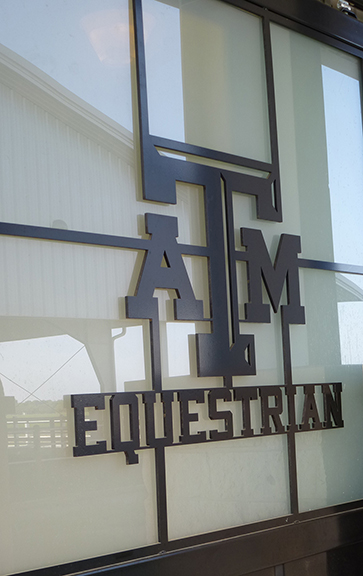 Texas A&M University - Thomas G. Hildebrand, DVM, Equine Complex